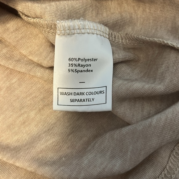 Bundle of Women’s Tops/shirts Size Medium - Picture 16 of 16